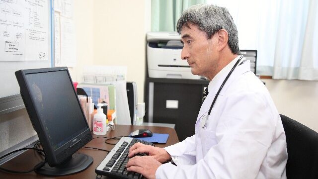 ３０代４０代の腰痛持ちに多い「椎間板ヘルニア」の治し方