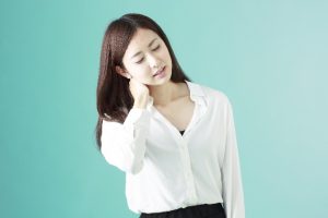 肩こりを１分で改善できる「肩甲骨のストレッチ」